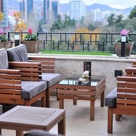 Hotel Monarc Tirana
