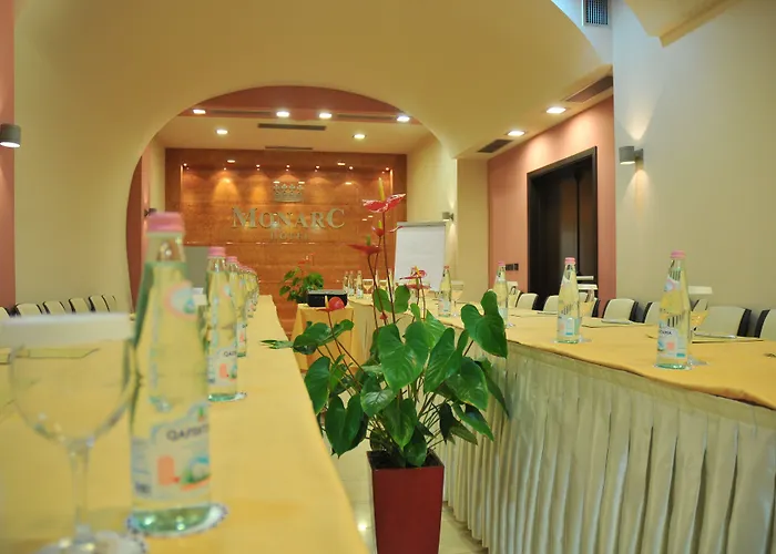 Monarc Hotel 4*
