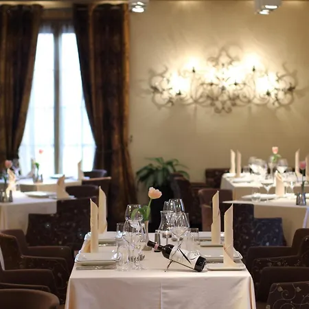 Hotel Monarc