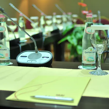 Monarc 4* Tirana