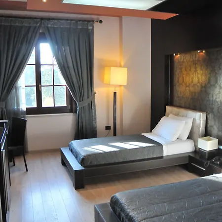 Hotel Monarc Tirana