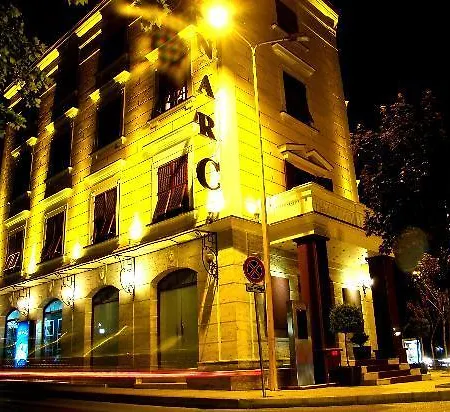 Monarc 4* Tirana