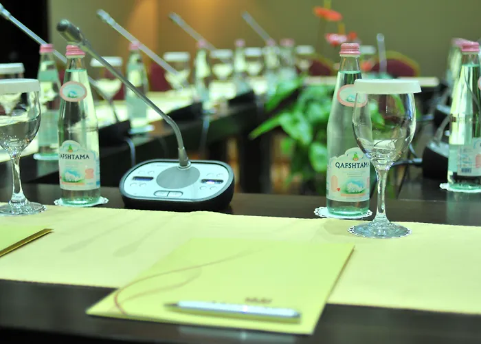 Monarc 4* ティラナ